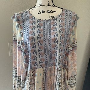 Bohemian blouse size M. NWT.